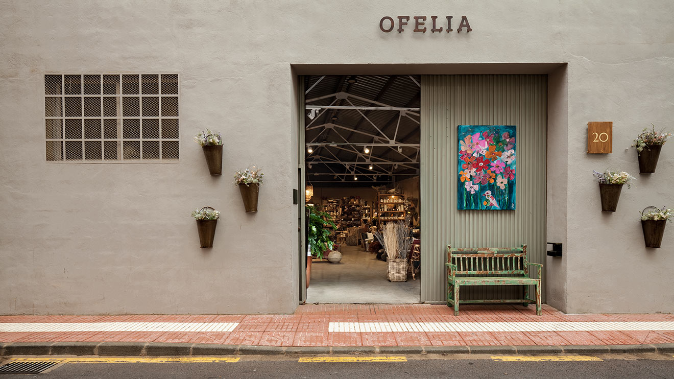 Découvrez le magasin OFELIA Home & Decor dans la ville de Benicàssim. 